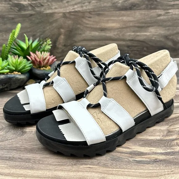 NIB Sorel Roaming Lace 8.5 Slingback Gladiator Flat Leather Sandals White Black