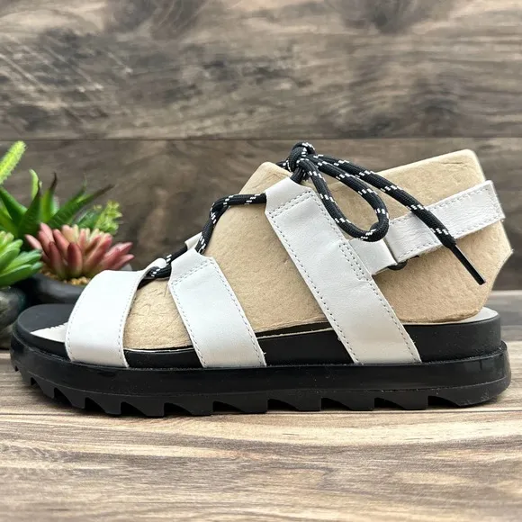 NIB Sorel Roaming Lace 8.5 Slingback Gladiator Flat Leather Sandals White Black