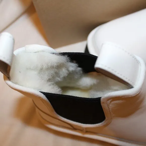NIB UGG LEATHER‎ NEUMEL CHELSEA PLATFORM SHORT WOMEN'S BOOTS WHITE BLACK