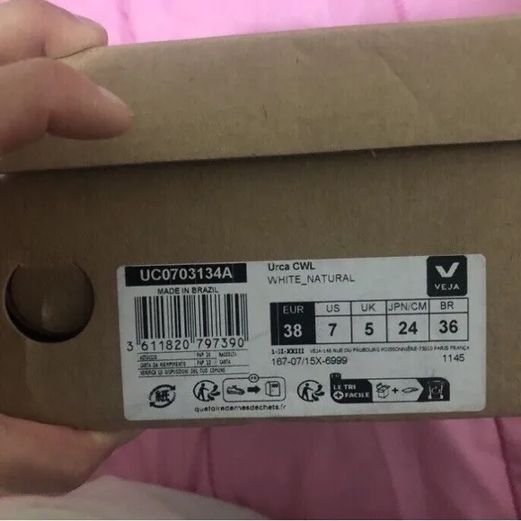 NIB VEJA Urca Casual Fashion Comfort Sneakers