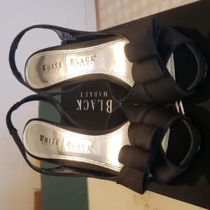 NIB WHBM Contessa Black High Heel Sandals Size 6.5