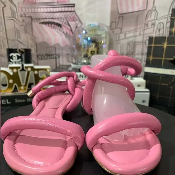 NIB❤️‍🔥🎀Alexandre BirmanBubble gum pink flat sandals.