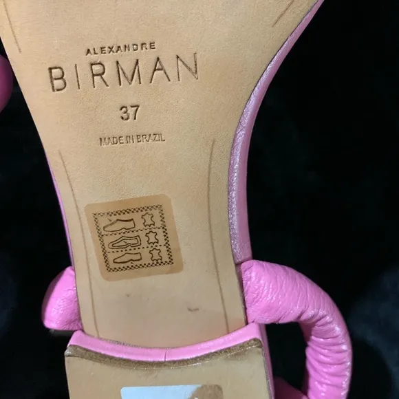 NIB❤️‍🔥🎀Alexandre BirmanBubble gum pink flat sandals.