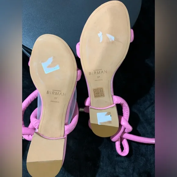 NIB❤️‍🔥🎀Alexandre BirmanBubble gum pink flat sandals.