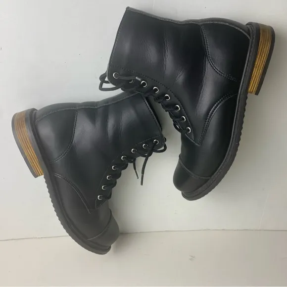 Nicora Sustainable Vegan lace up boots black wood heel American Made sz 6.5