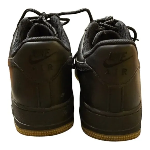 NIKE Air Force 1 Mens Sz 10 Casual Sneakers DZ4404-001 AF1 Black Gum Leather Low