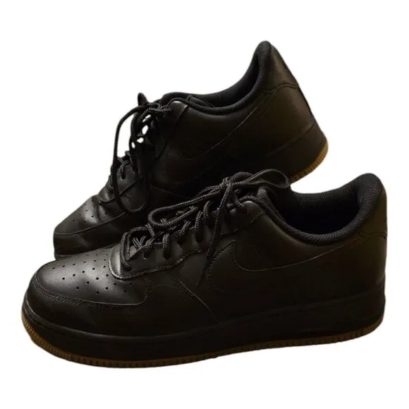 NIKE Air Force 1 Mens Sz 10 Casual Sneakers DZ4404-001 AF1 Black Gum Leather Low