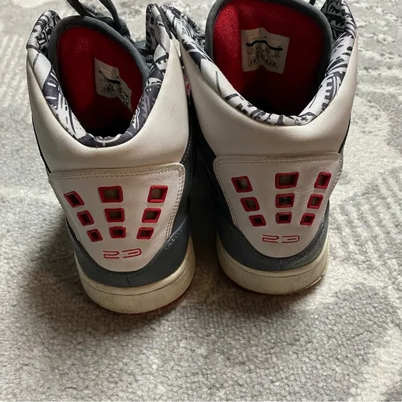 Nike Air Jordan 1 Flight Basketball Sneakers 23 Gray Retro