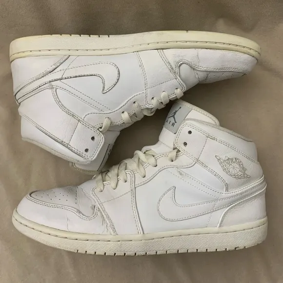 Nike Air Jordan 1 Mid Retro Whiteout Leather Sneakers Men’s Size 11.5