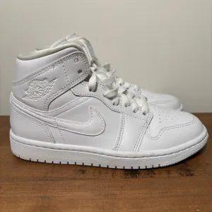 Nike Air Jordan 1 Mid Triple White Sneakers Retro Shoes DV0991-111 Women 5.5