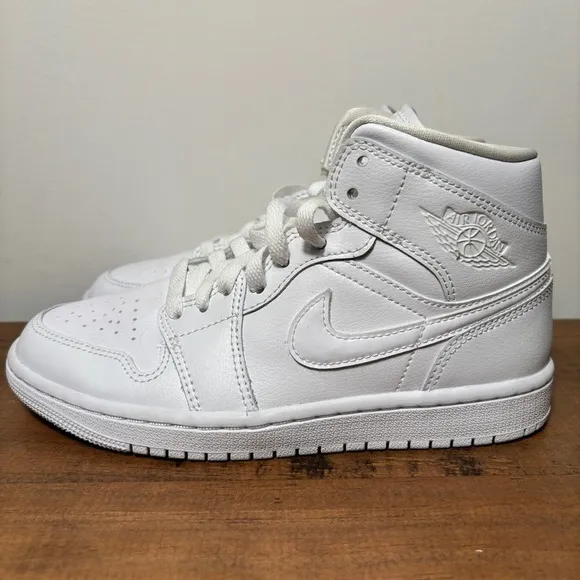 Nike Air Jordan 1 Mid Triple White Sneakers Retro Shoes DV0991-111 Women 5.5