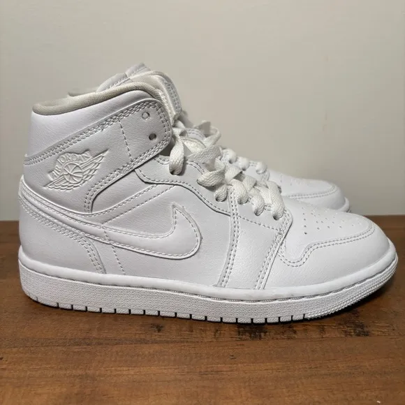 Nike Air Jordan 1 Mid Triple White Sneakers Retro Shoes DV0991-111 Women 5.5