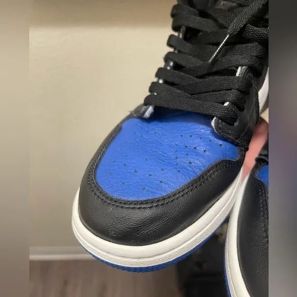 Nike Air Jordan 1 Retro High OG - Black, White, and Blue