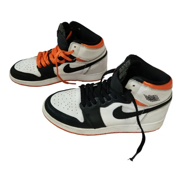Nike Air Jordan 1 Retro High OG Electro Orange Shoes size 6.5Y