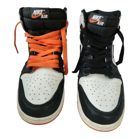 Nike Air Jordan 1 Retro High OG Electro Orange Shoes size 6.5Y