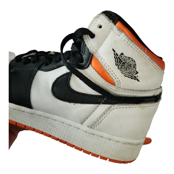 Nike Air Jordan 1 Retro High OG Electro Orange Shoes size 6.5Y