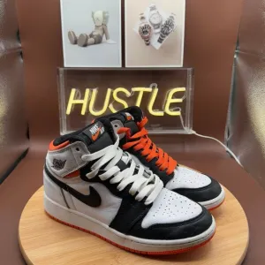 Nike Air Jordan 1 Retro High OG (GS) &quot;Electro Orange” Sz 5Y