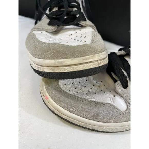 Nike Air Jordan 1 Retro High OG Mens Grey Sneakers Size 8.5 SKU 6427