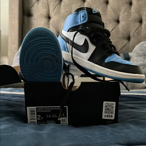 Nike Air Jordan 1 Retro High OG PS Sneakers