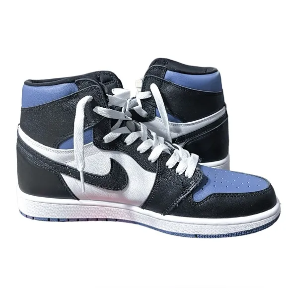Nike Air Jordan 1 Retro High OG Royal Toe Sneakers