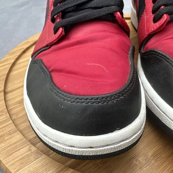 Nike Air Jordan 1 Retro Low Bred Mens Size 13 Red Black Sneakers 2013 553558-001