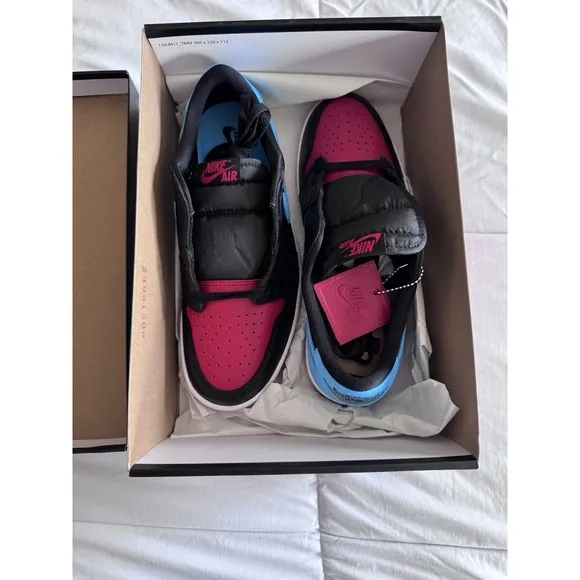 Nike Air Jordan 1 Retro Low OG NC to Chi Women's Size 10 New in Box CZ0775 046