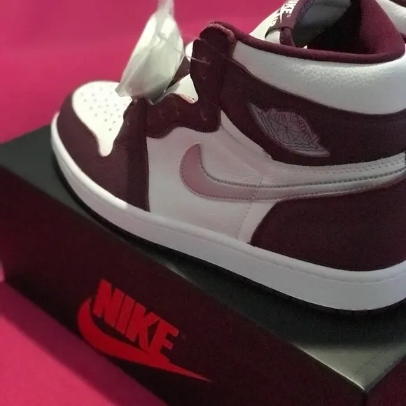 Nike Air Jordan 1 Retro OG