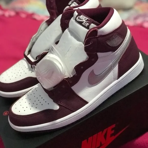 Nike Air Jordan 1 Retro OG