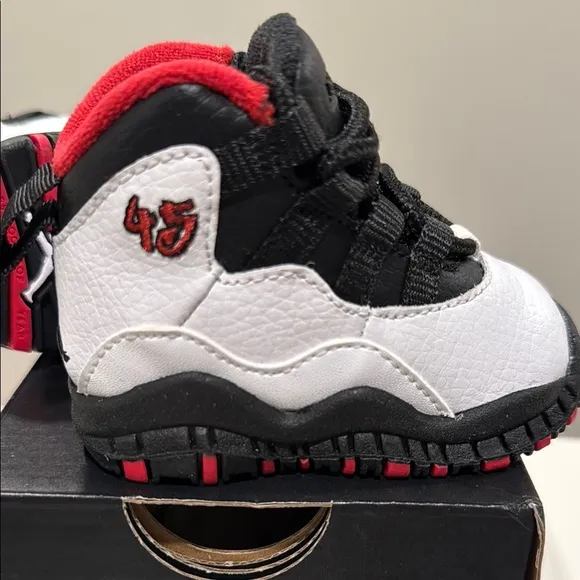 Nike Air Jordan 10 Retro 'Double Nickel / Chicago Bulls 45' size 2C