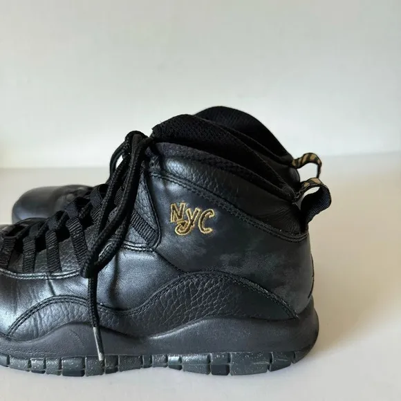 Nike Air Jordan 10 Retro NYC Black Leather Sneakers Size 8.5