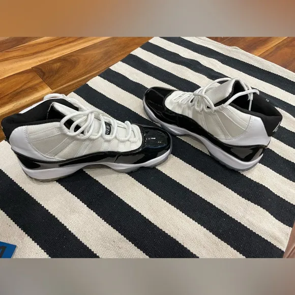Nike Air Jordan 11 Retro Concord xi 2018 Sneakers