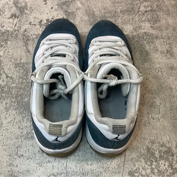 Nike Air Jordan 11 Retro Low Snake Sneakers Mens sz 8