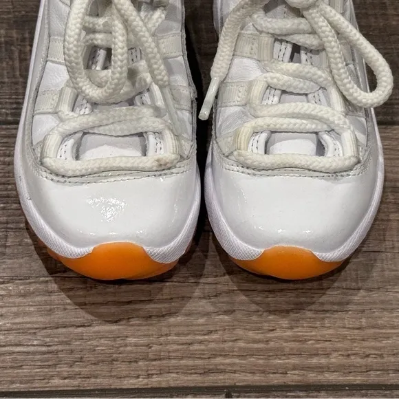Nike Air Jordan 11 Retro Toddler Size 9C White Athletic Shoe Sneakers DJ4327-139