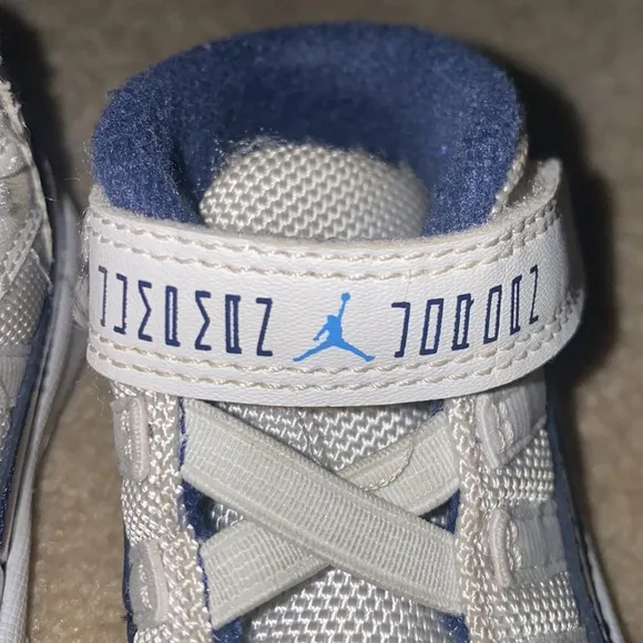 Nike Air Jordan 11 retro toddler sneakers