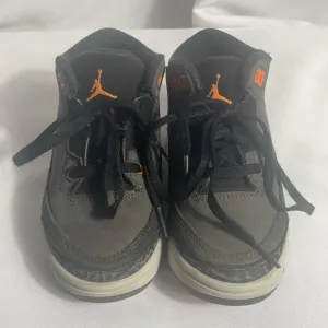 Nike Air Jordan 3 Retro Kids Size 11C Sneakers Night Stadium Leather Preloved