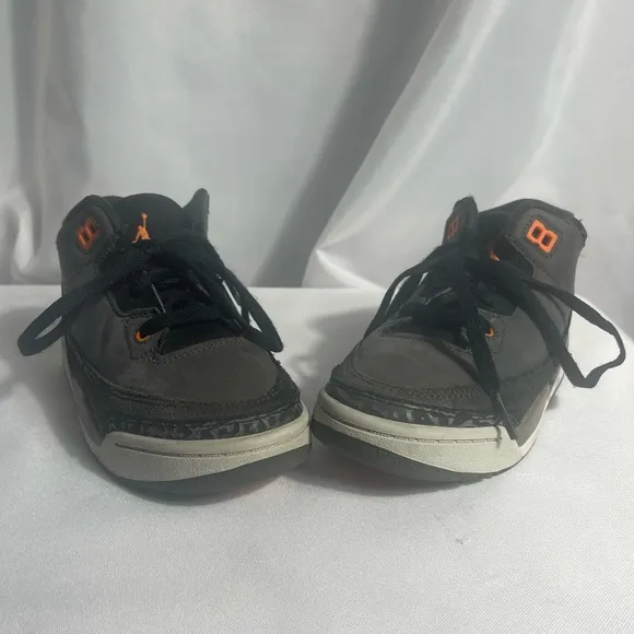 Nike Air Jordan 3 Retro Kids Size 11C Sneakers Night Stadium Leather Preloved