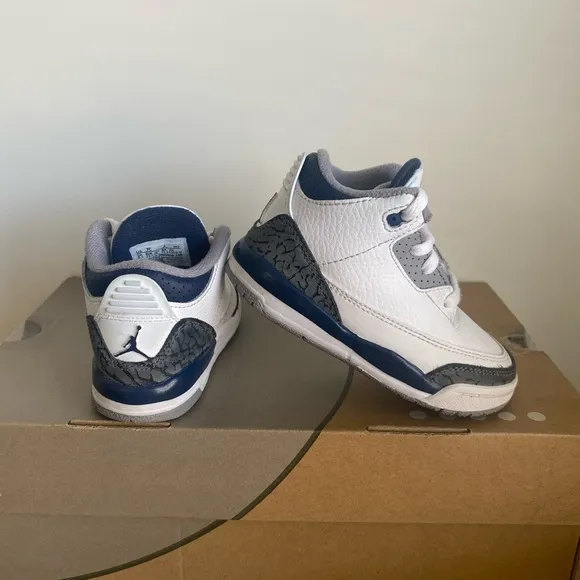 Nike Air Jordan 3 Retro “Midnight Navy” Toddler Sneakers- SZ 7 C