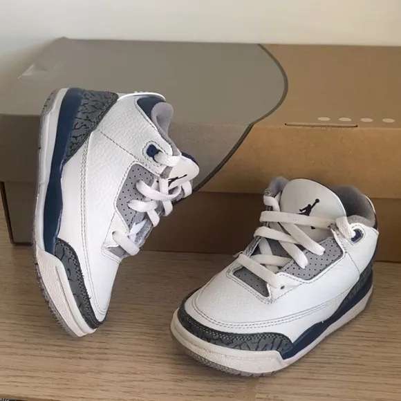 Nike Air Jordan 3 Retro “Midnight Navy” Toddler Sneakers- SZ 7 C