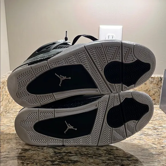 Nike Air Jordan 4 Fear Retro. Price is negotiable. Send offers