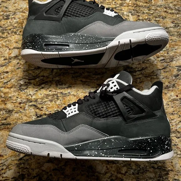 Nike Air Jordan 4 Fear Retro. Price is negotiable. Send offers