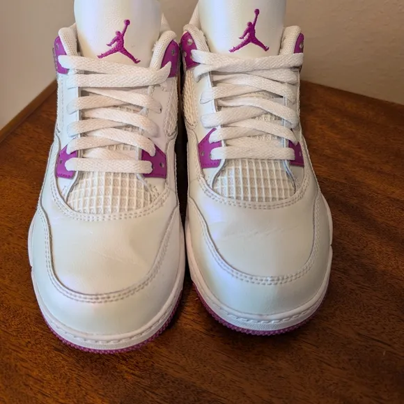 Nike Air Jordan 4 Retro Iridescent Hyper Violet