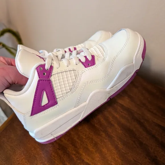 Nike Air Jordan 4 Retro Iridescent Hyper Violet