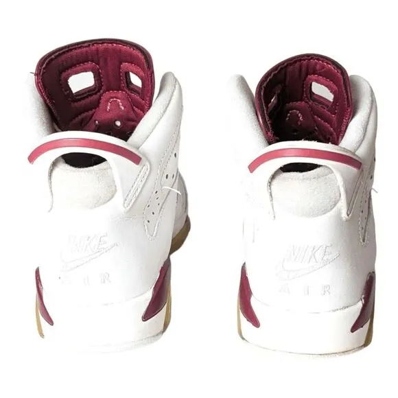 NIKE Air Jordan 6 Retro 'Maroon' Sneakers Size 7.5