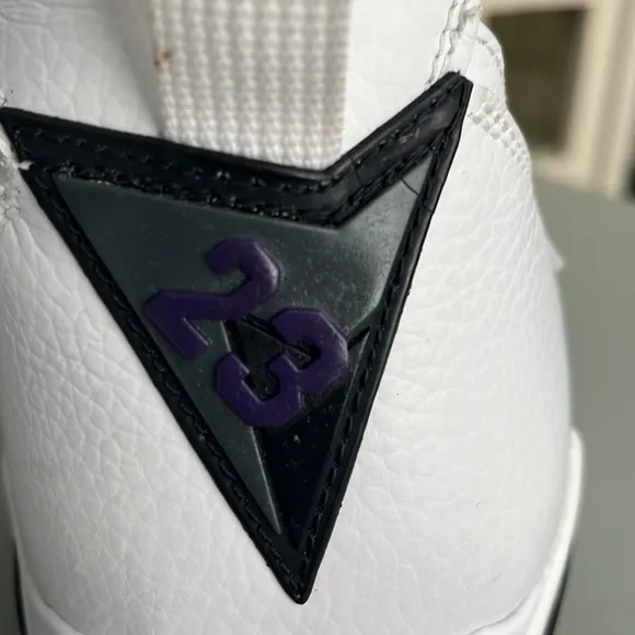 Nike Air Jordan 7 Retro Flint Sneakers