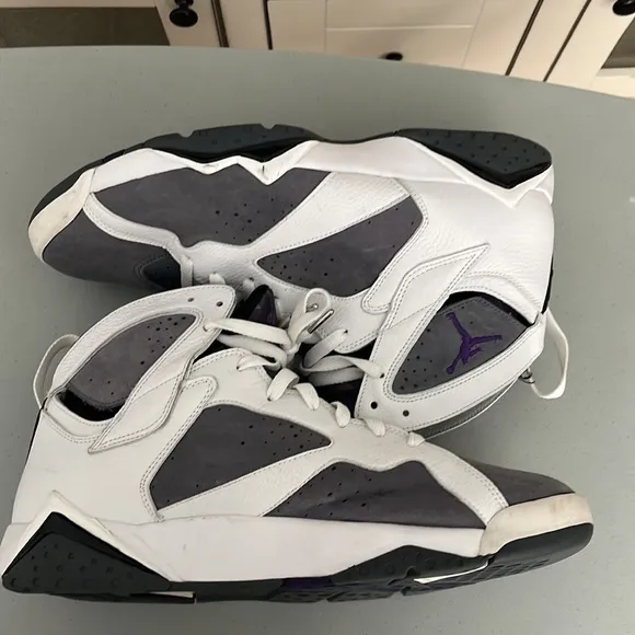 Nike Air Jordan 7 Retro Flint Sneakers