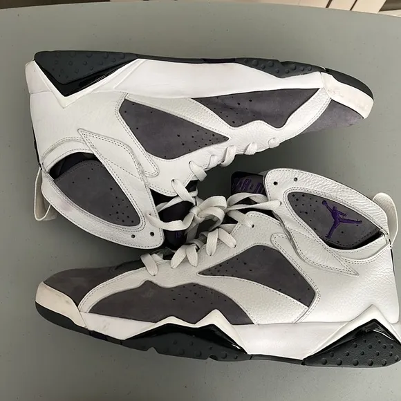 Nike Air Jordan 7 Retro Flint Sneakers