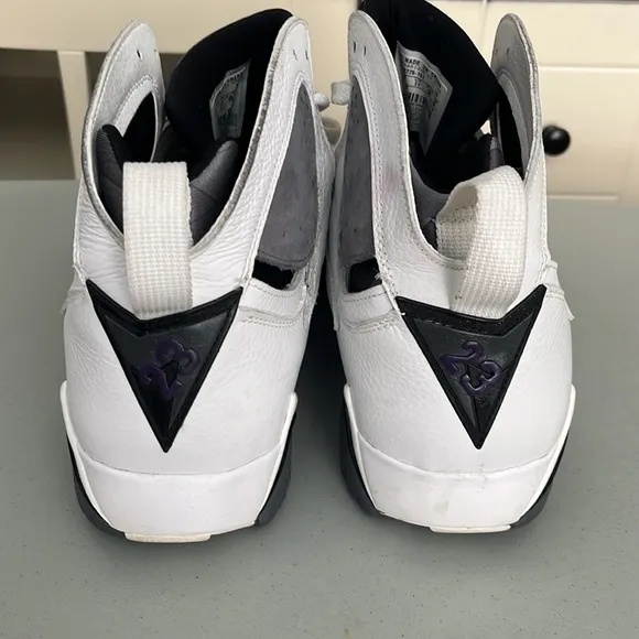 Nike Air Jordan 7 Retro Flint Sneakers