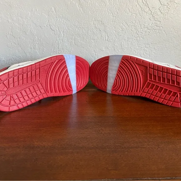 Nike Air Jordan Nu Retro 1 Low (GS) Varsity Red/Black - White  Size 7Y