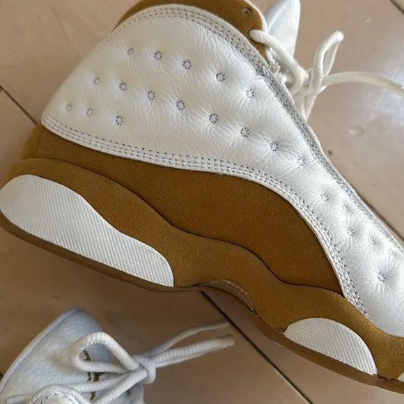 Nike air Jordan retro 13 wheat white leather sneakers 5Y