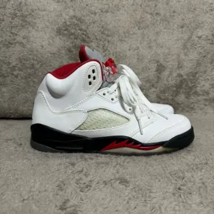 Nike Air Jordan Retro 2012 Fire Red 440888-100 Sneakers Size 5 Y